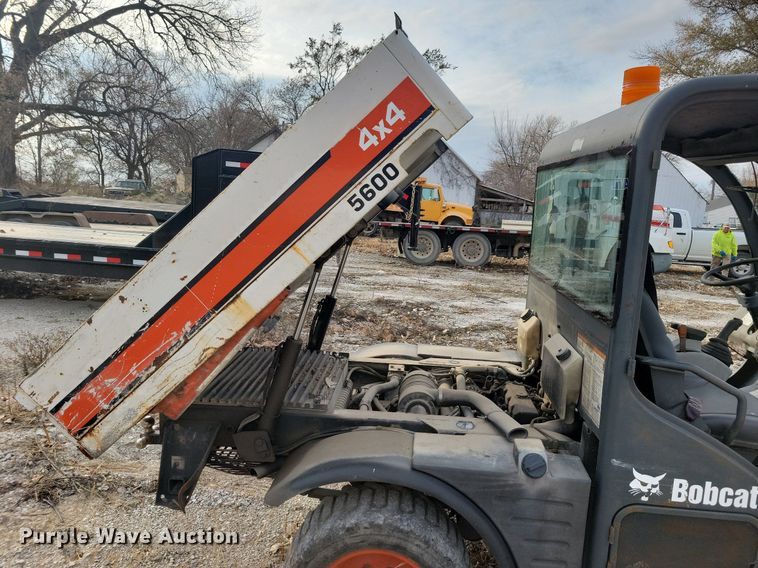 image for item LO9958 2006 Bobcat Toolcat 5600  utility vehicle