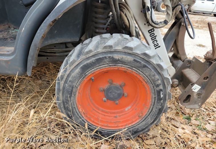 image for item LO9958 2006 Bobcat Toolcat 5600  utility vehicle