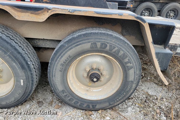 image for item LO9960 2021 B-B Trailers TBCT2220ET-10K  tilt deck equipment trailer