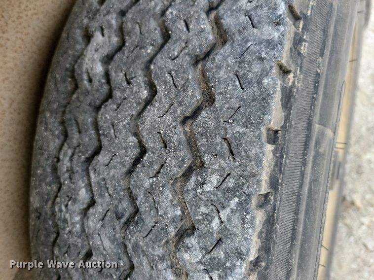 image for item LO9960 2021 B-B Trailers TBCT2220ET-10K  tilt deck equipment trailer