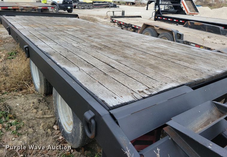 image for item LO9961 2012 Towmaster  equipment trailer