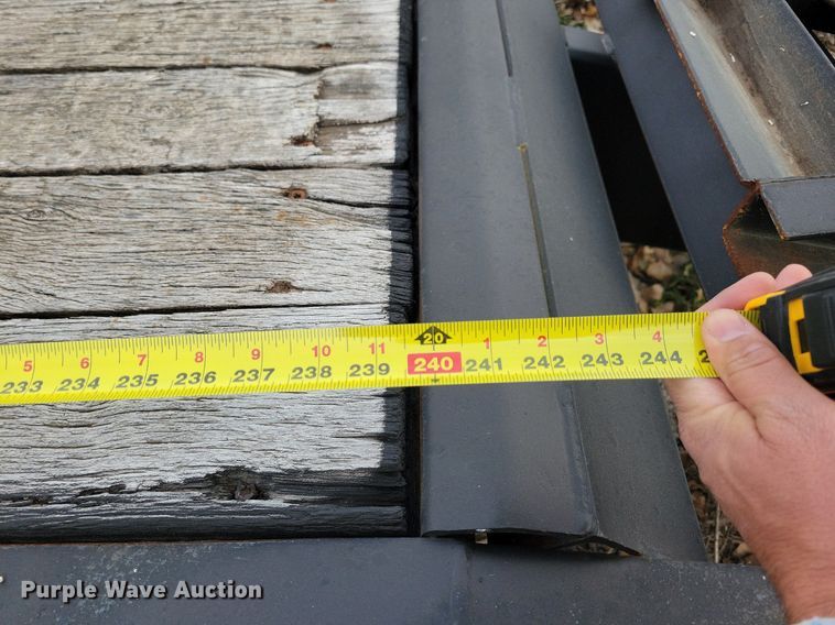 image for item LO9961 2012 Towmaster  equipment trailer