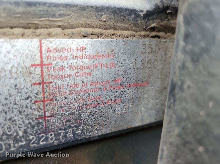 image for item LO9962 1995 Freightliner FLD 120  flatbed truck