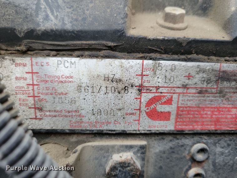 image for item LO9962 1995 Freightliner FLD 120  flatbed truck