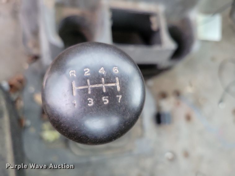 image for item LO9964 2006 Sterling A9500  truck cab and chassis