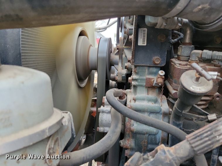 image for item LO9964 2006 Sterling A9500  truck cab and chassis