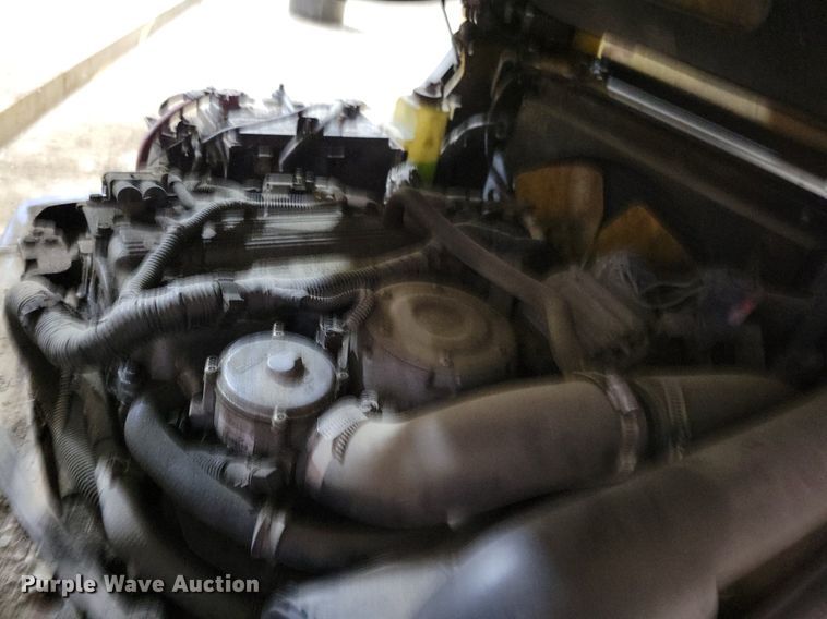 image for item LO9965 Yale 35VX  forklift