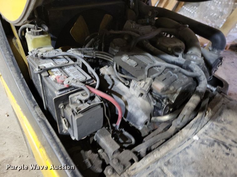 image for item LO9965 Yale 35VX  forklift