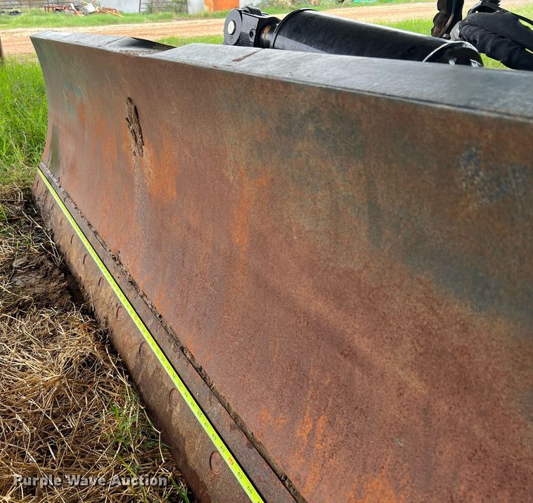 image for item LU9828 John Deere DB96  skid steer dozer blade