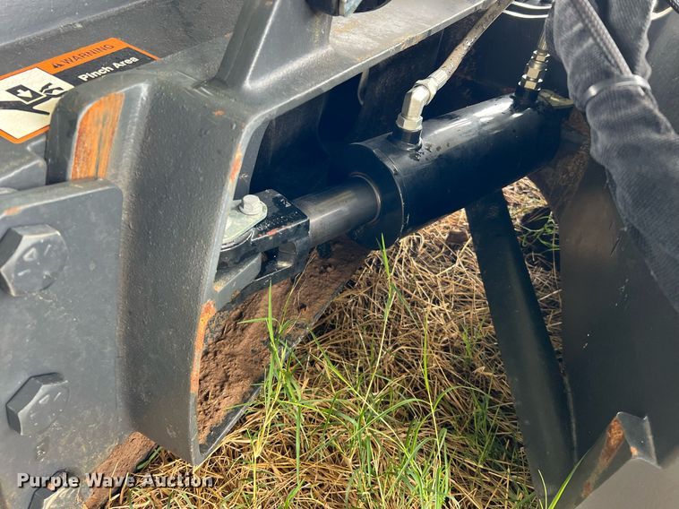 image for item LU9828 John Deere DB96  skid steer dozer blade