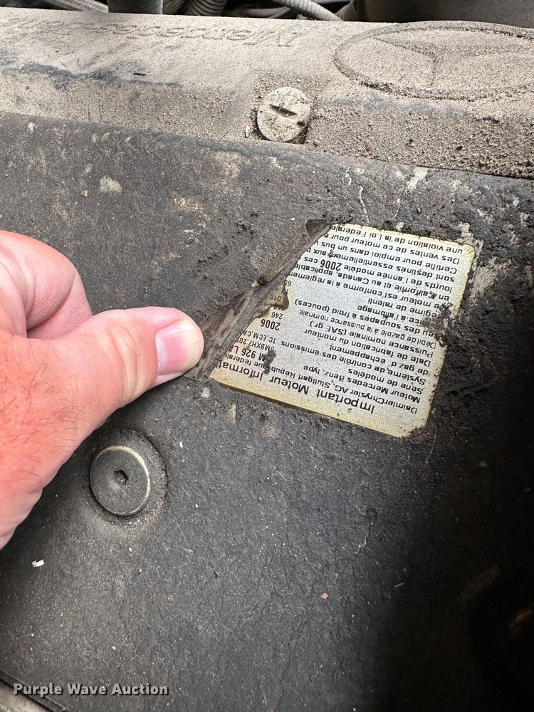 image for item LV9042 2007 Freightliner Business Class M2  crane truck