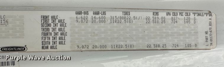 image for item LV9042 2007 Freightliner Business Class M2  crane truck