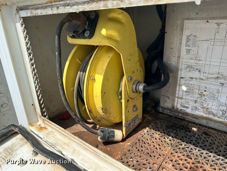 image for item LV9060 2012 Ford F550 Super Duty  Crew Cab utility / service truck