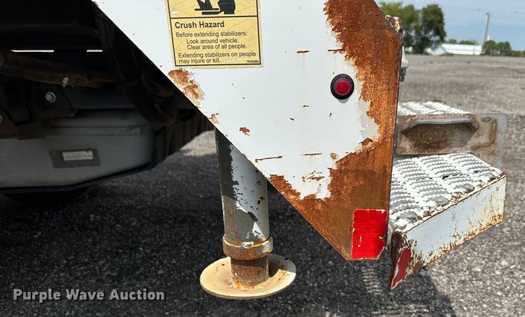 image for item LV9060 2012 Ford F550 Super Duty  Crew Cab utility / service truck