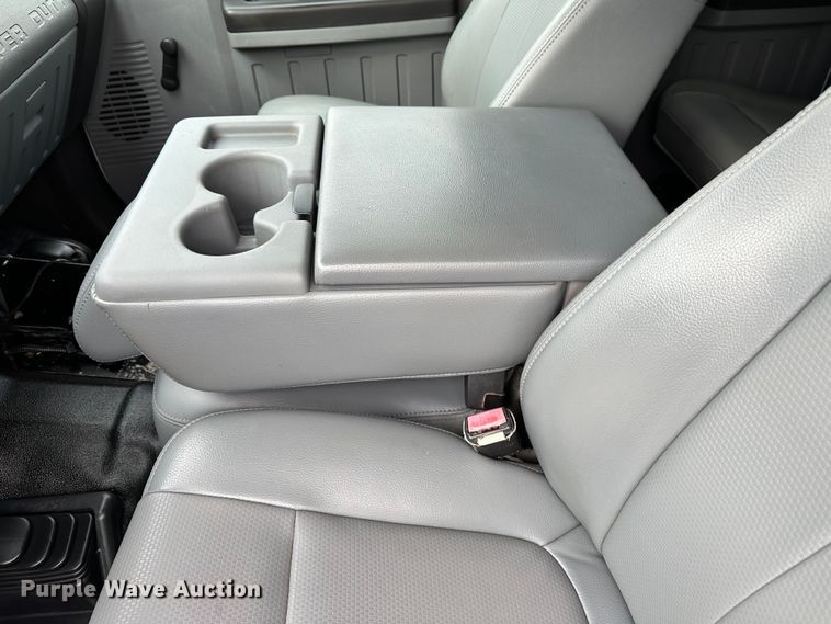 image for item LV9060 2012 Ford F550 Super Duty  Crew Cab utility / service truck