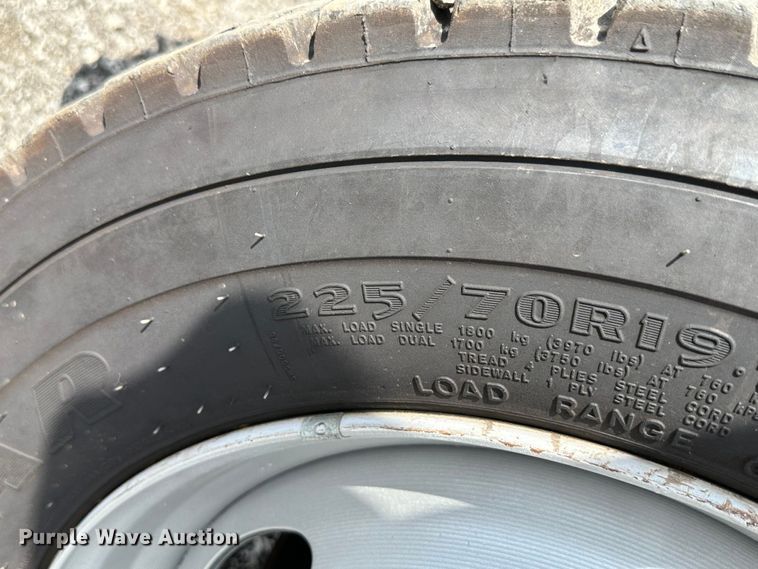 image for item LV9060 2012 Ford F550 Super Duty  Crew Cab utility / service truck