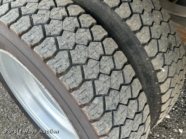 image for item LV9060 2012 Ford F550 Super Duty  Crew Cab utility / service truck