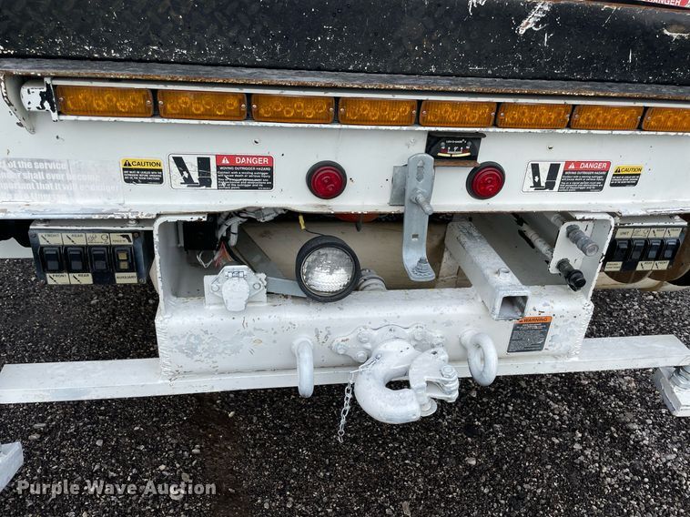 image for item LV9097 2008 International 4300  bucket truck