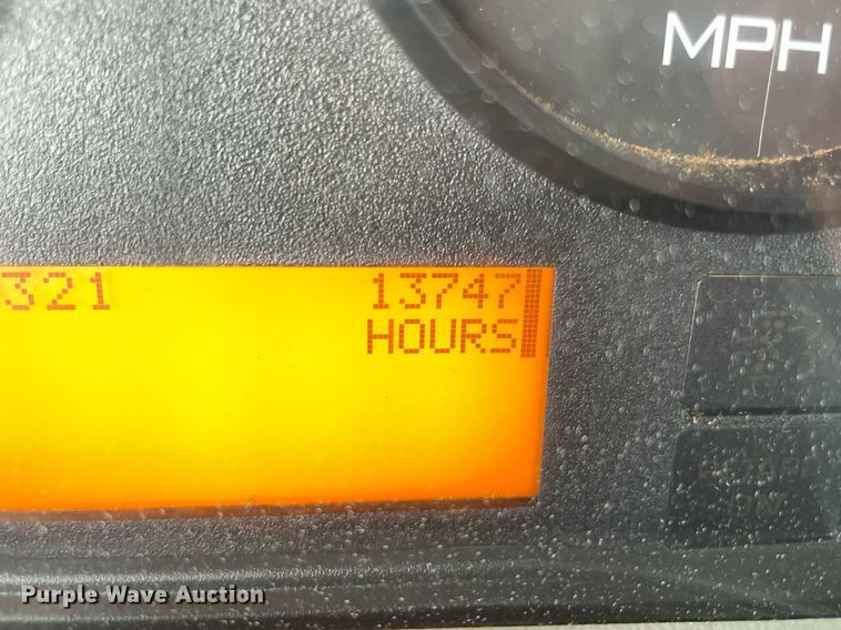 image for item LV9097 2008 International 4300  bucket truck