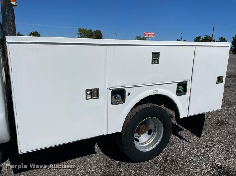 image for item LV9108 2014 Ford F350  Crew Cab utility bed pickup truck