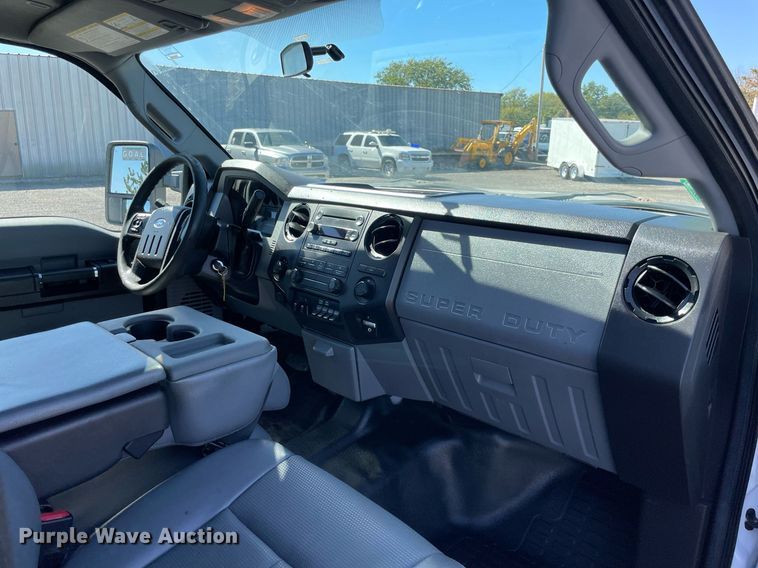 image for item LV9108 2014 Ford F350  Crew Cab utility bed pickup truck