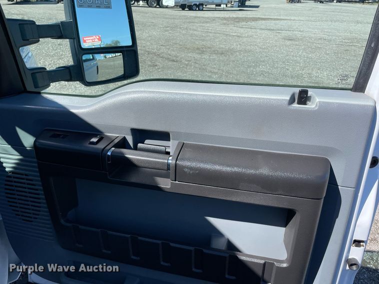 image for item LV9108 2014 Ford F350  Crew Cab utility bed pickup truck