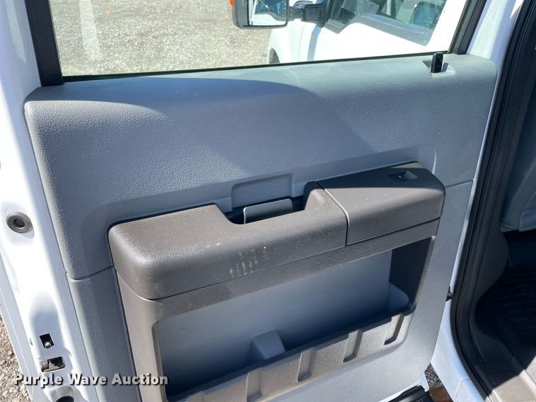 image for item LV9108 2014 Ford F350  Crew Cab utility bed pickup truck