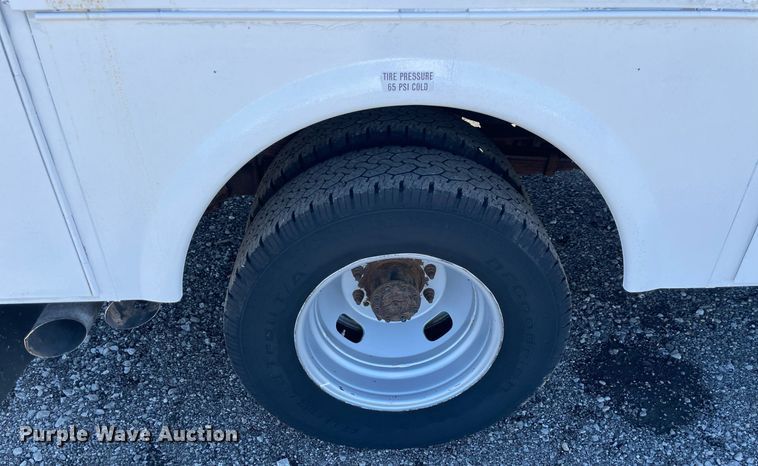 image for item LV9108 2014 Ford F350  Crew Cab utility bed pickup truck