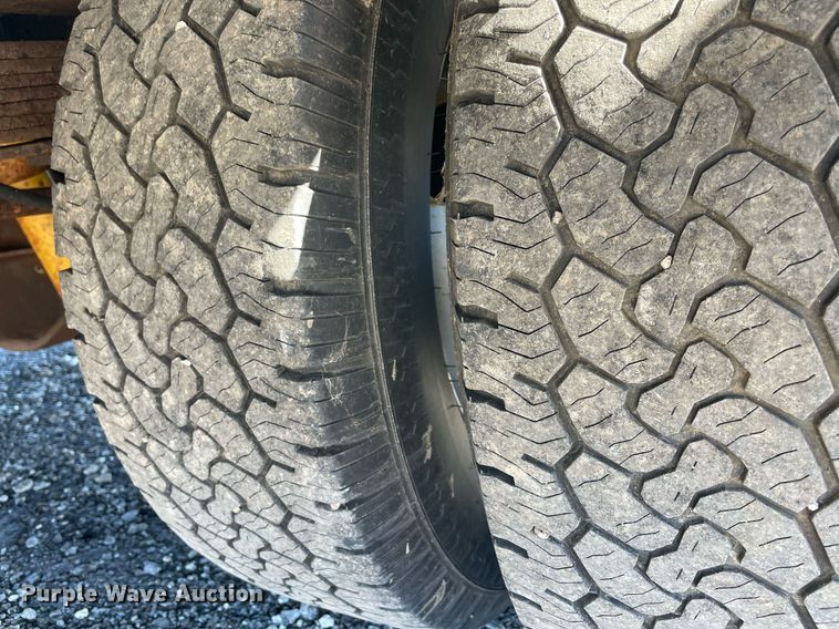 image for item LV9108 2014 Ford F350  Crew Cab utility bed pickup truck