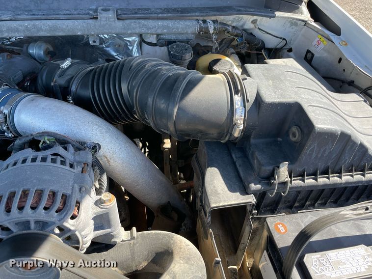 image for item LV9110 1999 Ford F550  utility / service truck