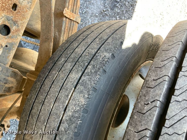 image for item LV9110 1999 Ford F550  utility / service truck