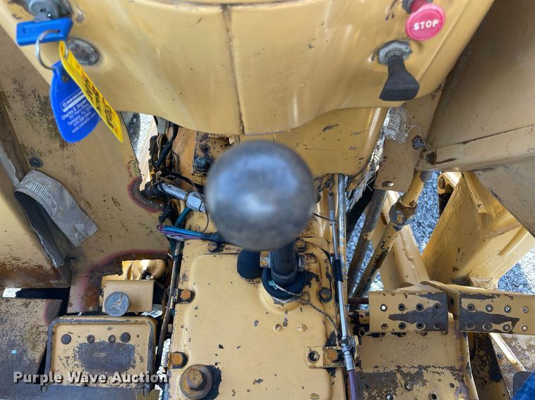 image for item LV9121 Ford 340B  backhoe