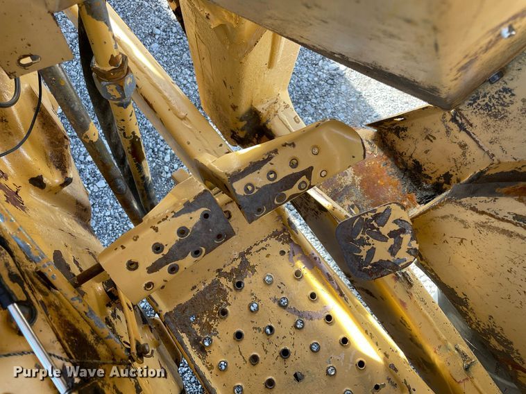 image for item LV9121 Ford 340B  backhoe