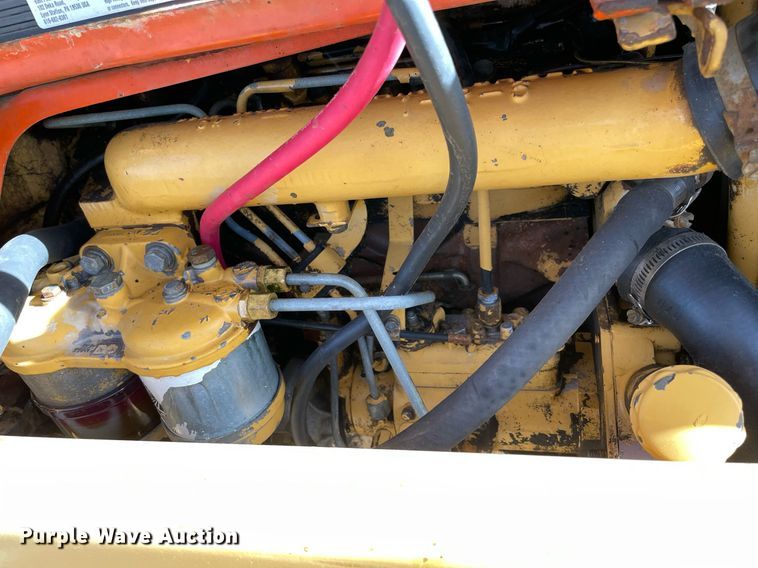 image for item LV9121 Ford 340B  backhoe