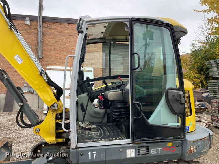 image for item LV9961 2019 Wacker Neuson ET90  mini excavator