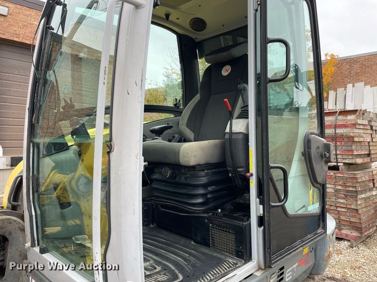 image for item LV9961 2019 Wacker Neuson ET90  mini excavator