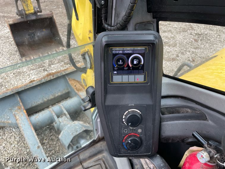 image for item LV9961 2019 Wacker Neuson ET90  mini excavator