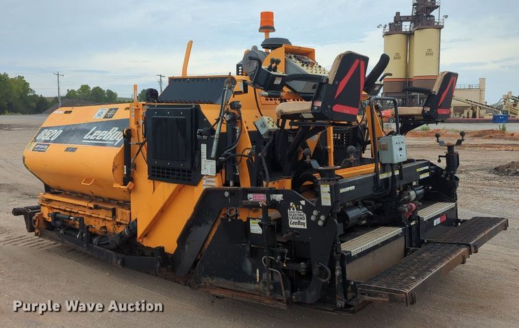 image for item LY9437 2018 Lee Boy 8520  paver