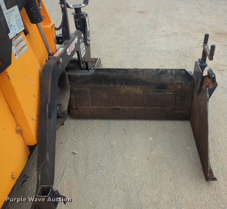 image for item LY9437 2018 Lee Boy 8520  paver