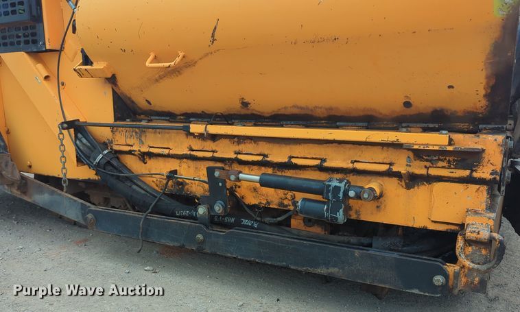 image for item LY9437 2018 Lee Boy 8520  paver