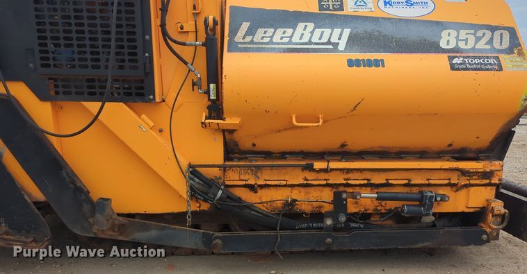 image for item LY9437 2018 Lee Boy 8520  paver