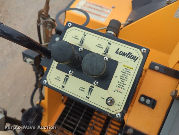 image for item LY9437 2018 Lee Boy 8520  paver