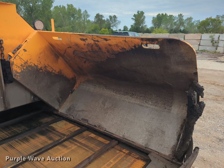 image for item LY9437 2018 Lee Boy 8520  paver