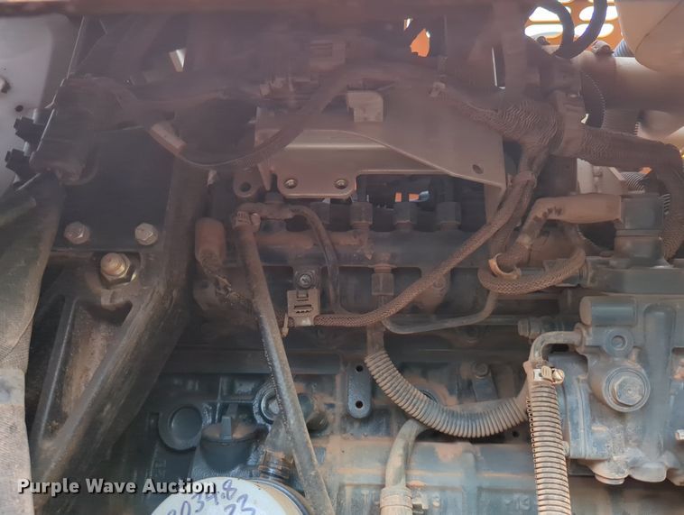 image for item LY9437 2018 Lee Boy 8520  paver