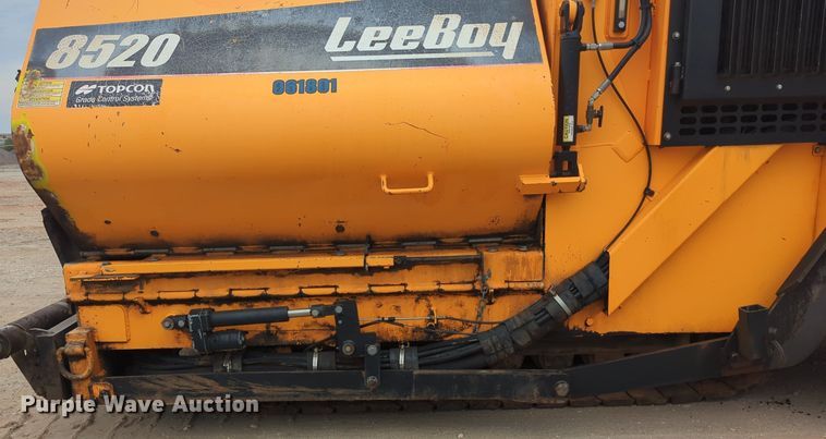 image for item LY9437 2018 Lee Boy 8520  paver