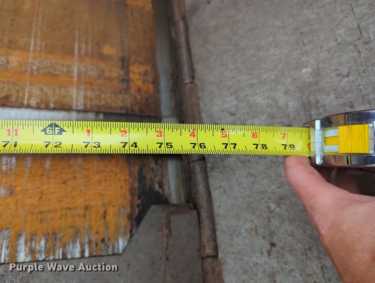 image for item LY9437 2018 Lee Boy 8520  paver