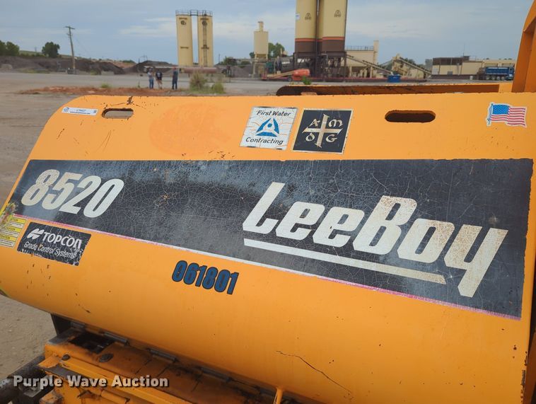 image for item LY9437 2018 Lee Boy 8520  paver