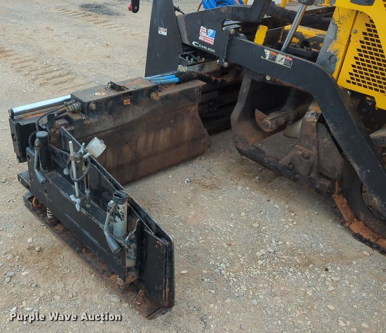 image for item LY9438 2020 Carlson CP130  paver