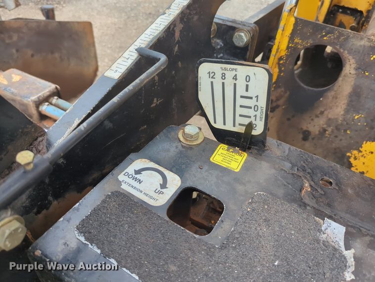 image for item LY9438 2020 Carlson CP130  paver