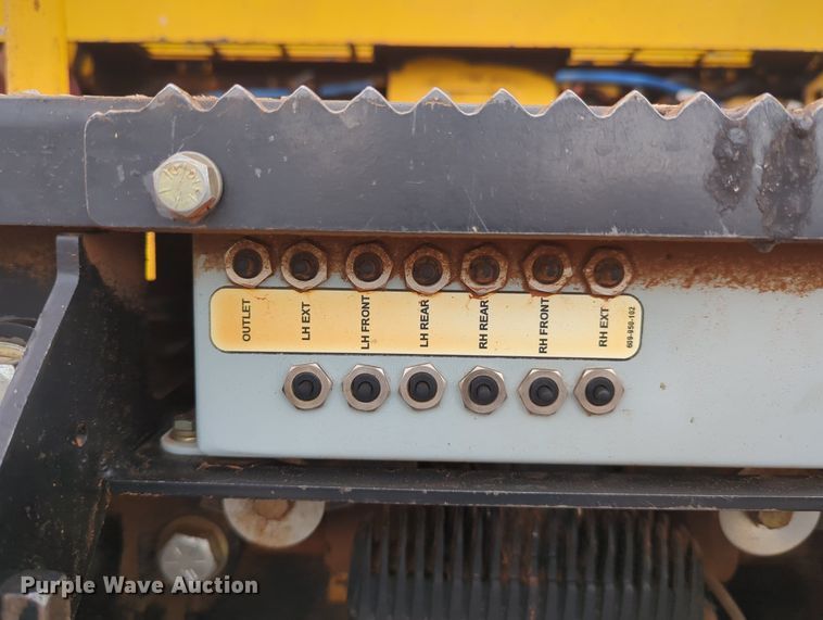 image for item LY9438 2020 Carlson CP130  paver